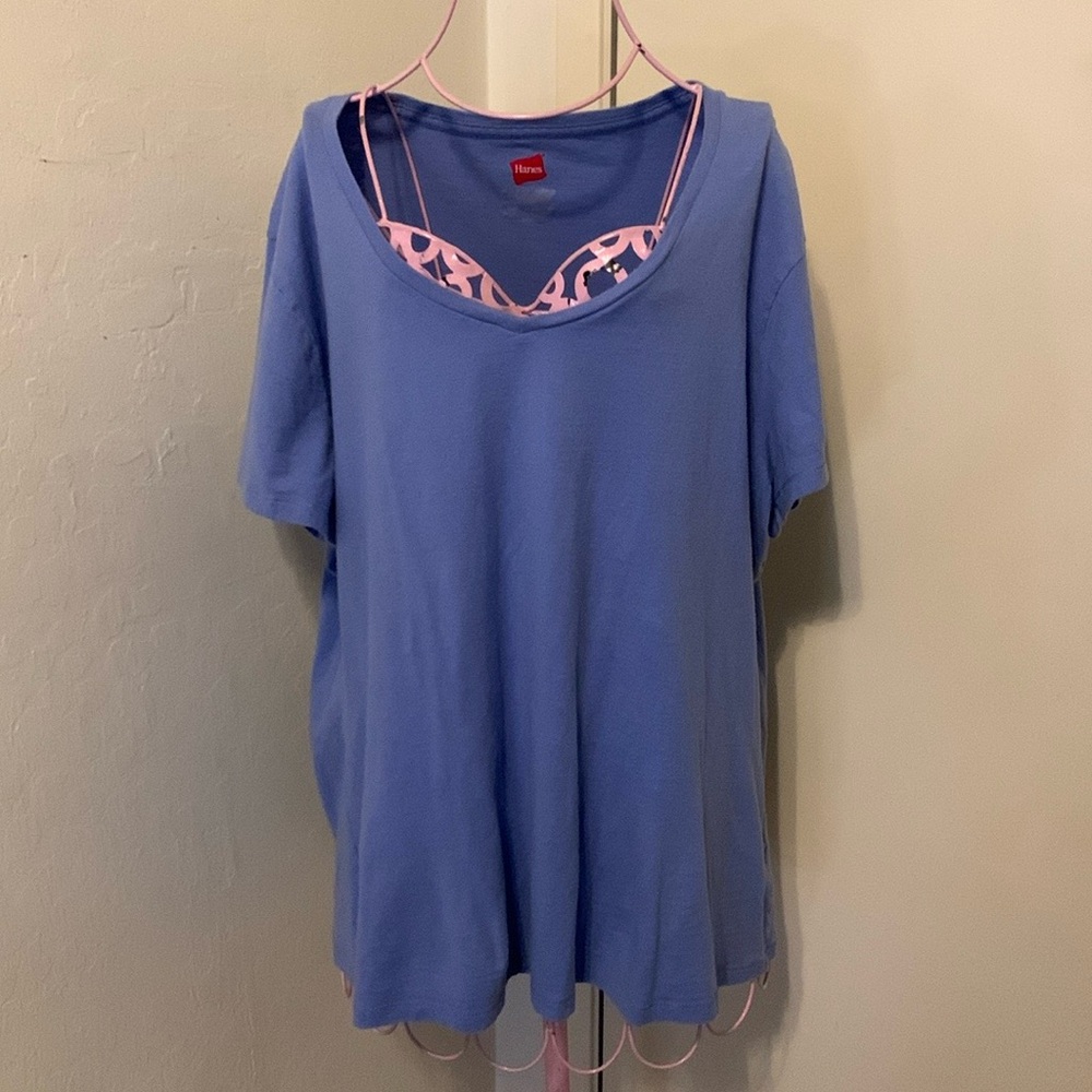 Hanes & George Vneck T-Shirts XL Bundle of two Blues